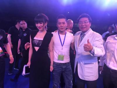 太硬了灬轻点灬嗯嗯灬美妇啊杨灵